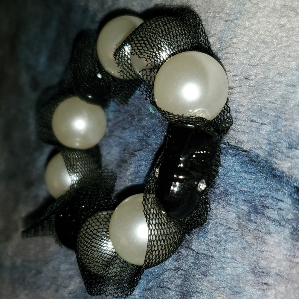 Betsey Johnson bracelet